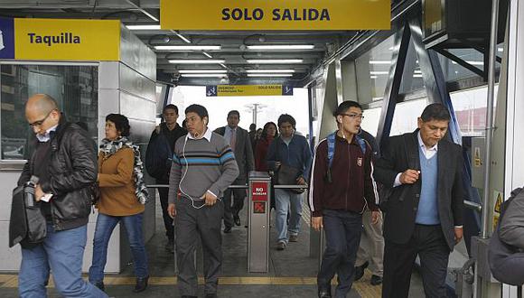 Aumento del pasaje en el Metropolitano se haría efectivo desde el sábado. (Mario Zapata)