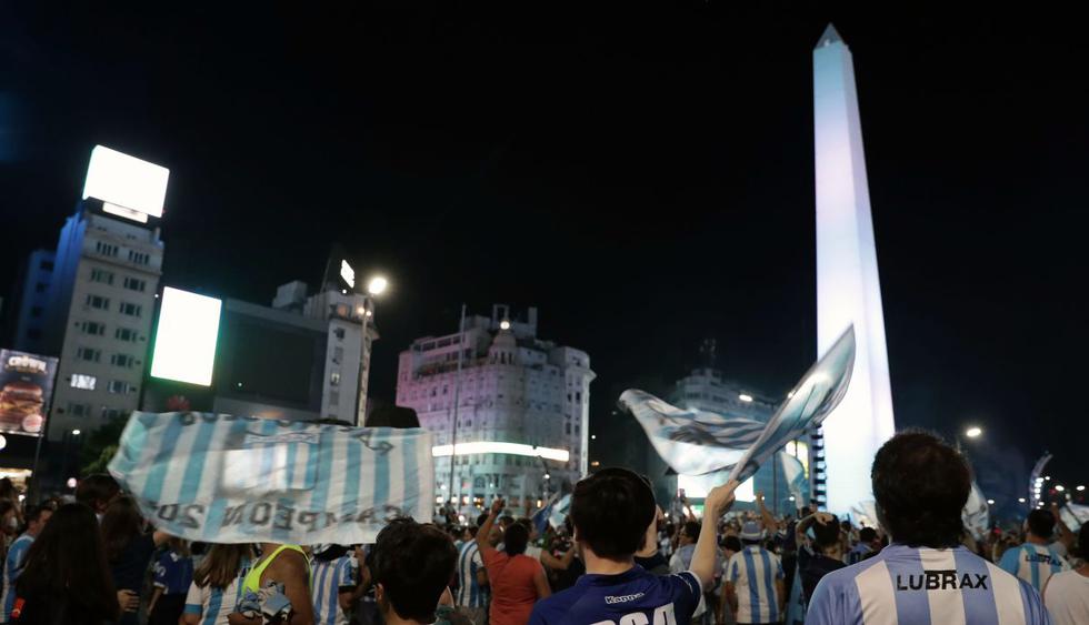 A falta de una jornada para el desenlace de la Superliga Argentina, Racing Club se consagró campeón tras igualar 1-1 ante Tigre. (Foto: AFP)