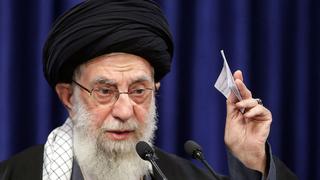 Guía supremo de Irán dice que “Israel no es un país sino una base terrorista”