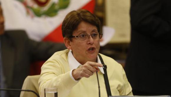 Lourdes Alcorta arremetió contra régimen de Ollanta Humala por gastos militares. (Mario Zapata)