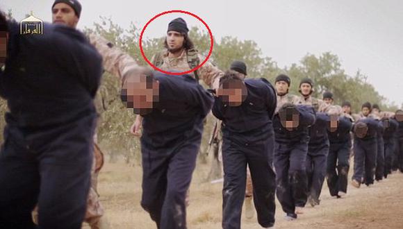 Brutal video muestra decapitación de soldados sirios y allí estaría Nasser Muthana. (Daily Mail)
