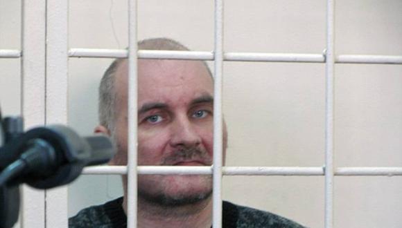 Anatoly Moskvin, de 52 años, profanó y momificó 29 cuerpos de niñas sin vida y las convirtió en ‘muñecas’ para su 'colección'.