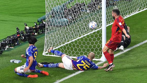 El gol de Ao Tanaka para el triunfo de Japón vs. España. (Foto: EFE)