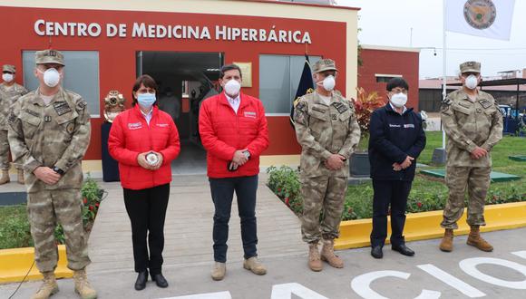 El laboratorio fue inaugurado por la ministra de Salud y el Ministro de Defensa. (Foto: INS)