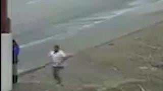 Mujer se defiende a pedradas de ladrón que intentó robarle [FOTOS y VIDEO]