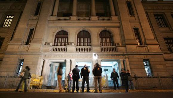 Carceleta de Palacio de Justicia no ofrece las mejores condiciones a los detenidos. (Perú21)