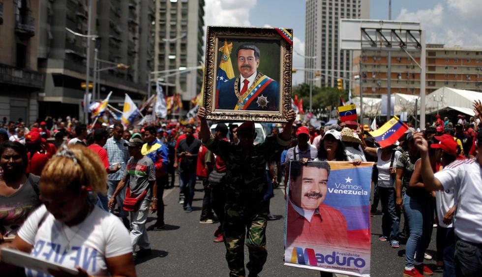 Cientos respaldan a Maduro tras un año de su cuestionada reelección. (Foto: Reuters)