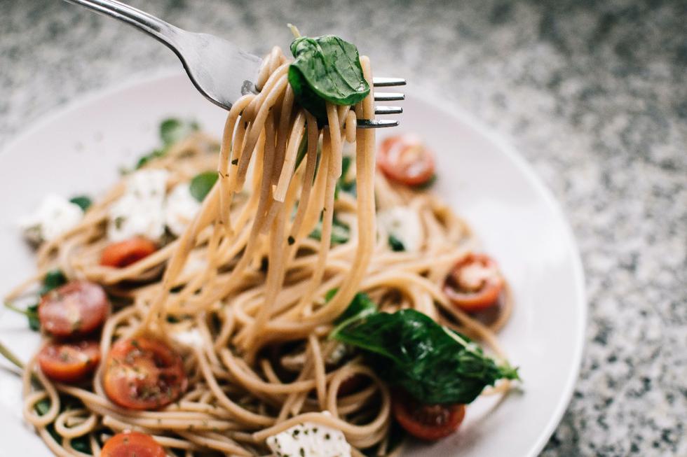 Cada 4 de enero se celebra el Día Mundial del Espagueti. Aquí te contamos 5 mitos y verdades sobre este popular alimento que debes conocer. (Foto: Pexels)