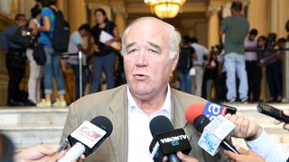 García Belaunde: "Ante una situación complicada es mejor adelantar elecciones"