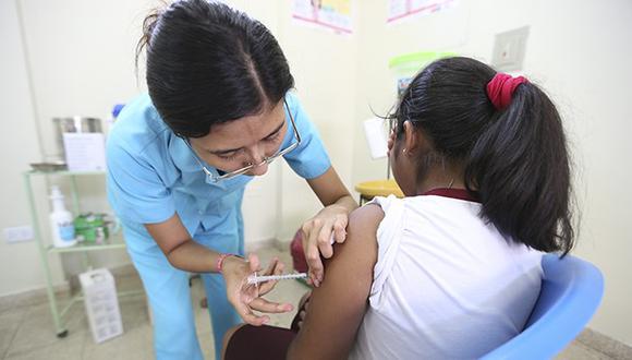 BATALLA. El Minsa incluyó el año pasado la vacunación contra el VPH en niños y niñas de 9 a 13 años.