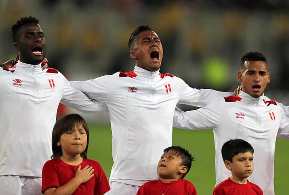 Con Tapia desde el arranque, Perú empató 0-0 ante Suecia en su último amistoso previo a Rusia 2018. (GETTY IMAGES)