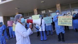 Médicos de Hospital COVID-19 en Arequipa exigen equipos de protección personal para evitar posibles contagios