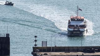 Francia rescata a 68 migrantes que intentaban ir a Inglaterra por mar