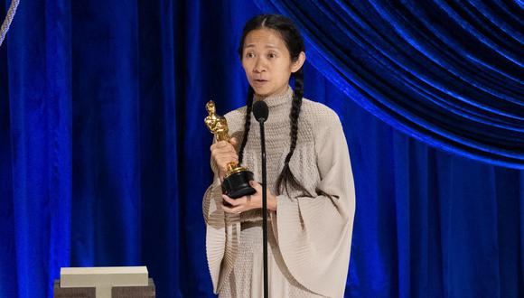 Cuidadanos chinos celebran la victoria de Chloé Zhao en los Oscar 2021. (Foto: AFP)
