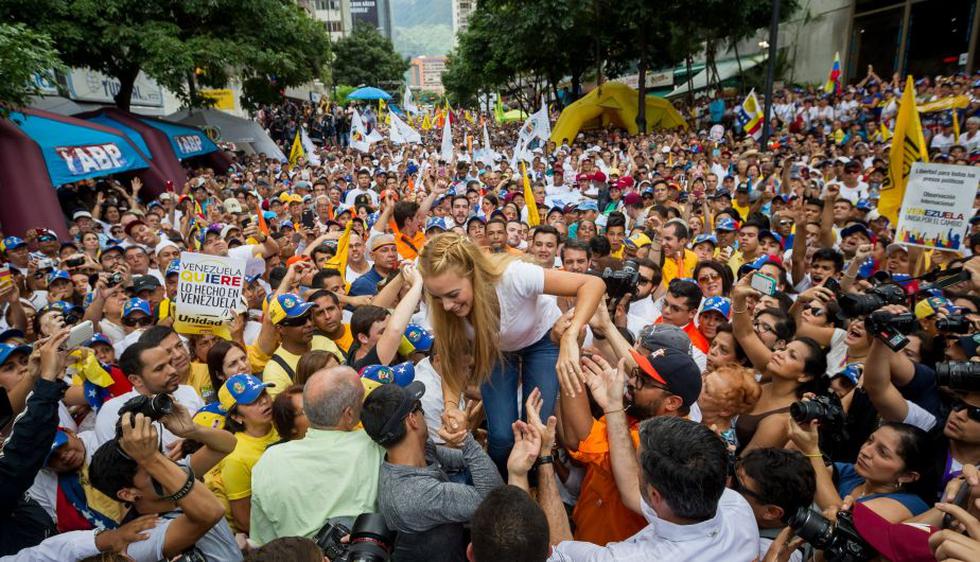 Venezuela: Manifestantes apoyan a Leopoldo López en las calles. (EFE)