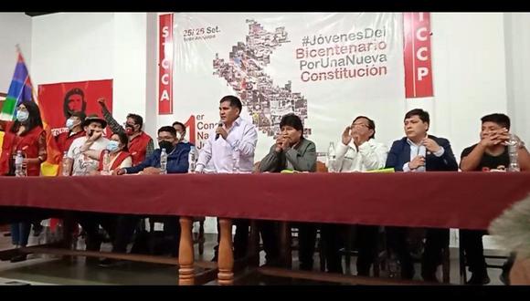 Jaime Quito Sarmiento expuso junto a Evo Morales en el evento de Perú Libre. (Facebook: Radio Victoria)