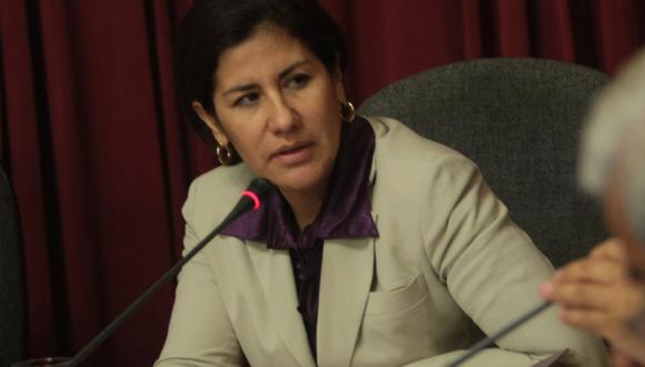 Rosa Florián deberá acudir en los próximos días o semanas a Comisión de Fiscalización. (Fidel Carrillo)