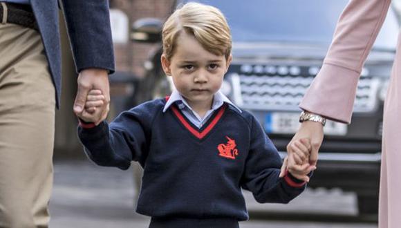 El príncipe George ya está harto de ir a la escuela y así lo confirmó el príncipe William (Getty Images)