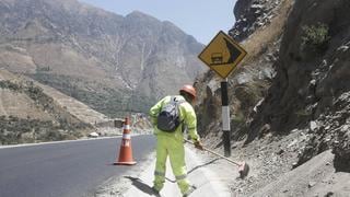 Terminan los trabajos de limpieza en la Carretera Central tras deslizamientos por sismos