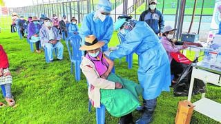 Vacunación llega a Loreto, Arequipa y otras regiones