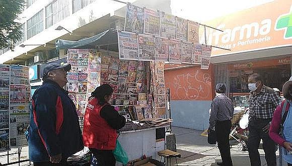 La Libertad: aplicaron pruebas rápidas a más de 200 vendedores de diarios y revistas (Foto referencial).