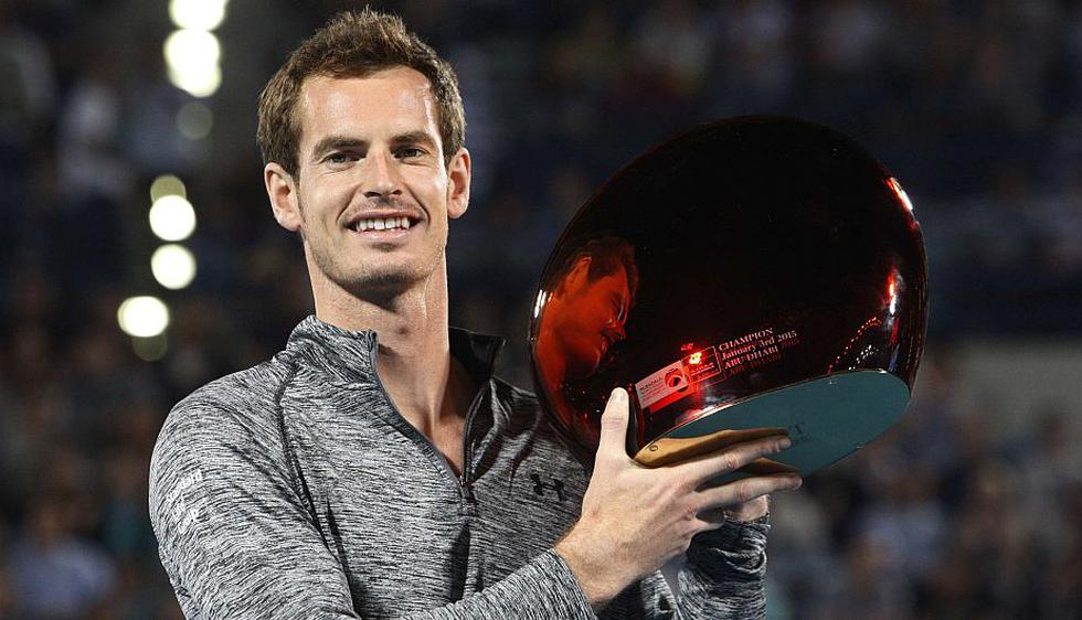 Andy Murray levantó el trofeo en Abu Dabi. (Reuters)