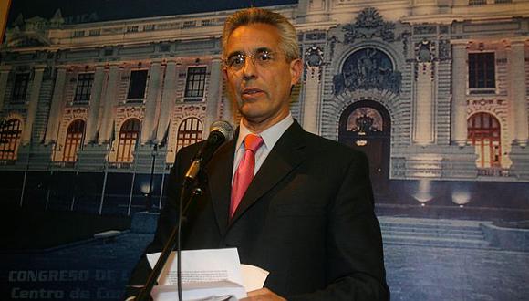 Andrade habló en su base a su experiencia como alcalde de Miraflores. (USI)