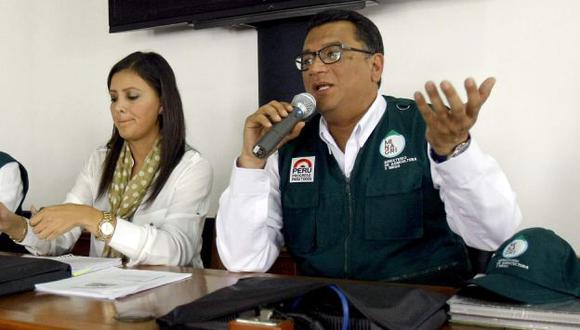 Dirigentes de Islay rompen diálogo por presencia de congresistas. (Perú21)