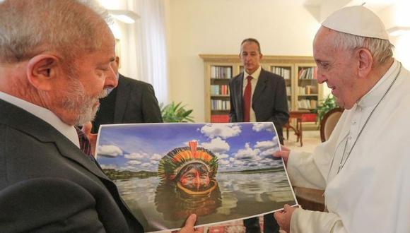 Lula da Silva y el papa Francisco se reunieron por primera vez ayer, jueves, en la residencia del pontífice, Casa Santa Marta, en el Vaticano. (Twitter - Lula da Silva).
