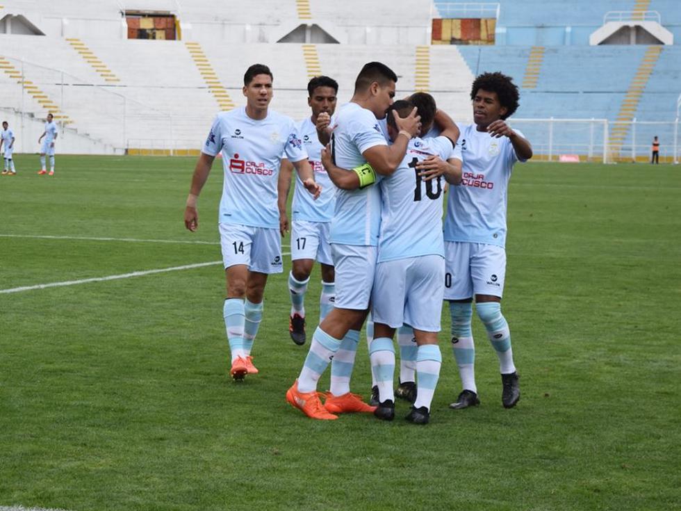 Real Garcilaso se ubica cuarto en a tabla de posiciones con 13 unidades, a dos puntos de Cantolao y tres de Melgar y Sport Huancayo, respectivamente; mientras que, Municipal es antepenúltimo (7). (@RealGarcilasoCusco)