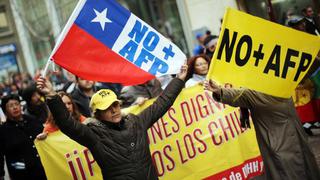 Pensiones en Chile: el miedo a la pobreza que alimenta la furia en las calles 