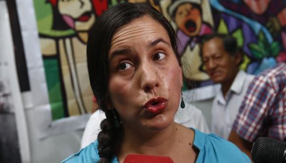 Verónika Mendoza dice que no se someterá a peritaje grafotécnico. (Anthony Niño de Guzmán)
