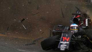 Fernando Alonso salió ileso de espectacular accidente en la Fórmula 1 [Fotos y video]