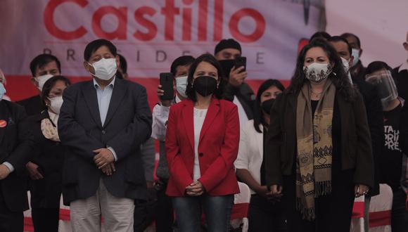 Aa aliada. La ministra Anahí Durand (al centro) es la cuota de Verónika Mendoza en el gobierno de Pedro Castillo. (Foto: Grupo El Comercio).