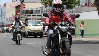 Manual de seguridad vial para motociclistas: lo que debes saber para circular seguro