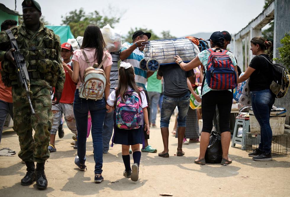 El flujo de personas es muy inferior a las 35,000 personas que, según las autoridades colombianas, pasaban a diario de Venezuela a Cúcuta. (Foto: AFP)