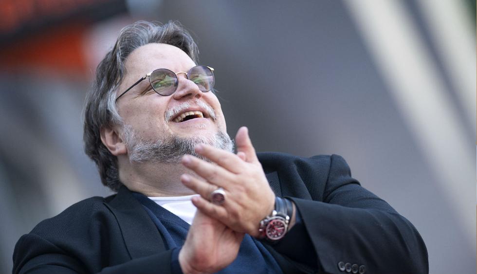 El cineasta mexicano Guillermo del Toro desveló la estrella con su nombre en el Paseo de Fama de Hollywood (Foto: AFP)