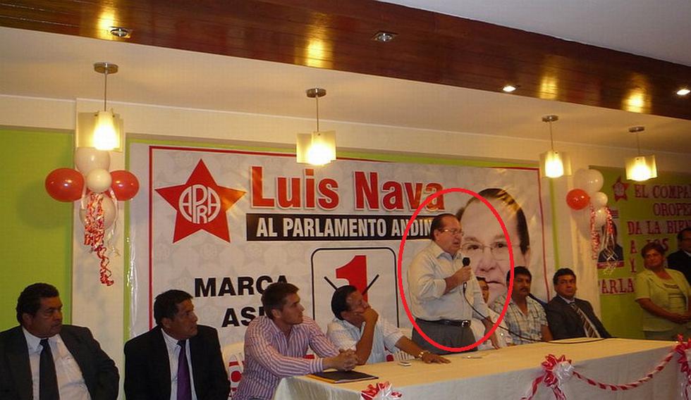 Imagen muestra a Luis Nava junto a Américo Oropeza, padre de Gerald Oropeza. (Foto: Twitter @emebackenbauer)