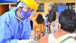 Vacunación COVID-19 a miembros de colegios profesionales e instituciones inicia este sábado 26 en Tacna 
