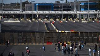 EE.UU. defiende cierre de puerto fronterizo por motivos de "seguridad pública"