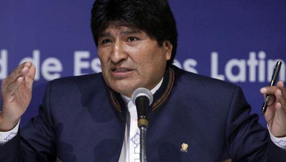 Evo Morales espera que La Haya falle con igual equidad en su demanda que caso Chile-Perú. (AP)