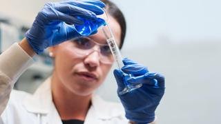 Cuba y EE.UU. crean empresa biotecnológica para investigación del cáncer