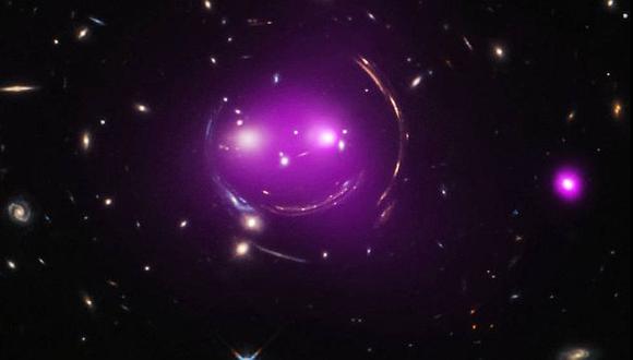 NASA te muestra este gran emoji púrpura que nos sonríe desde el espacio.