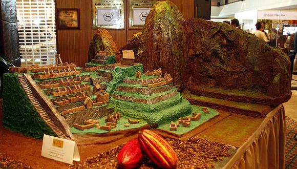 Réplica de Machu Piccho en en Salón del Cacao y Chocolate. (Perú21)