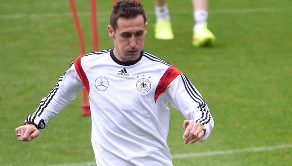 Alemania lleva a Brasil 2014 a Miroslav Klose como único delantero. (AFP)