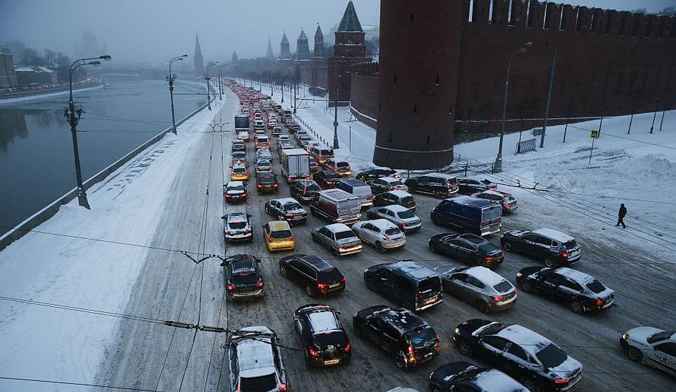 Decenas de miles llegaron tarde al trabajo en Moscú. (AP)