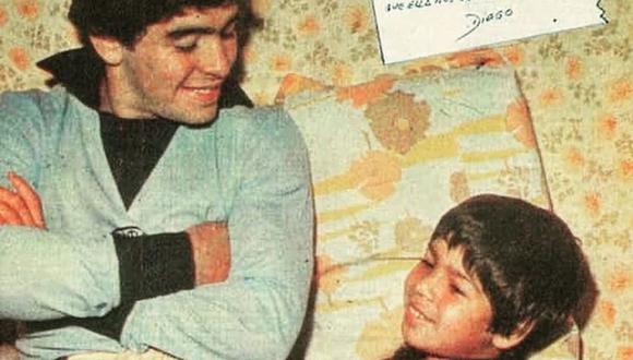 Diego Maradona y el recuerdo de su hermano Raúl tras su fallecimiento. (Foto: Twitter)