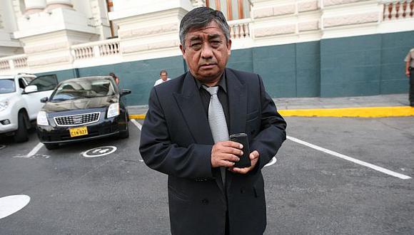 Víctor Crisólogo podría ser separado de Perú Posible .(Perú21)