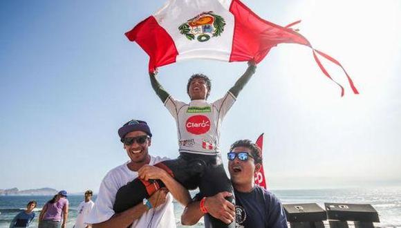 Juninho Urcia ganó medalla de oro en los Juegos Panamericanos de Surf 2015. (Difusión)