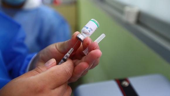 El número de personas vacunadas aumentó este martes. (Foto: GEC)
